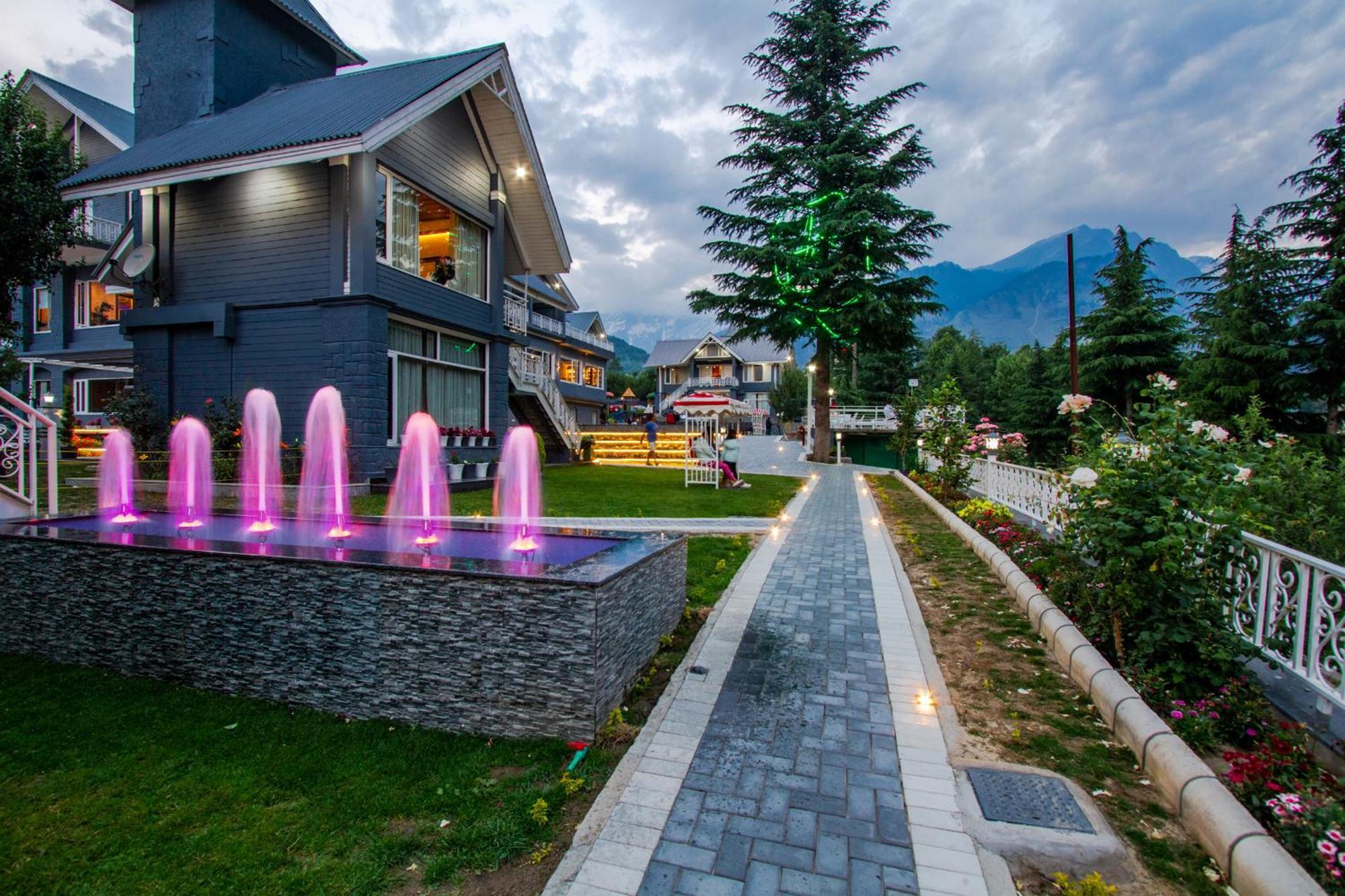 The Highland Park - A Truly River Side Resort — Photos 2